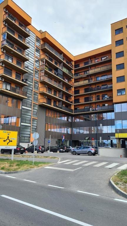 Apartman Martes Διαμέρισμα Σλαβόνσκι Μπροντ Εξωτερικό φωτογραφία